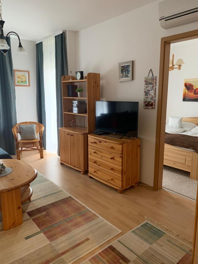 Konig Apartman Iii. ヘーヴィーズ エクステリア 写真